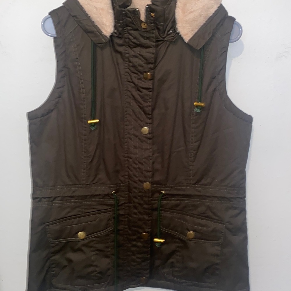Women’s Army Green Vest